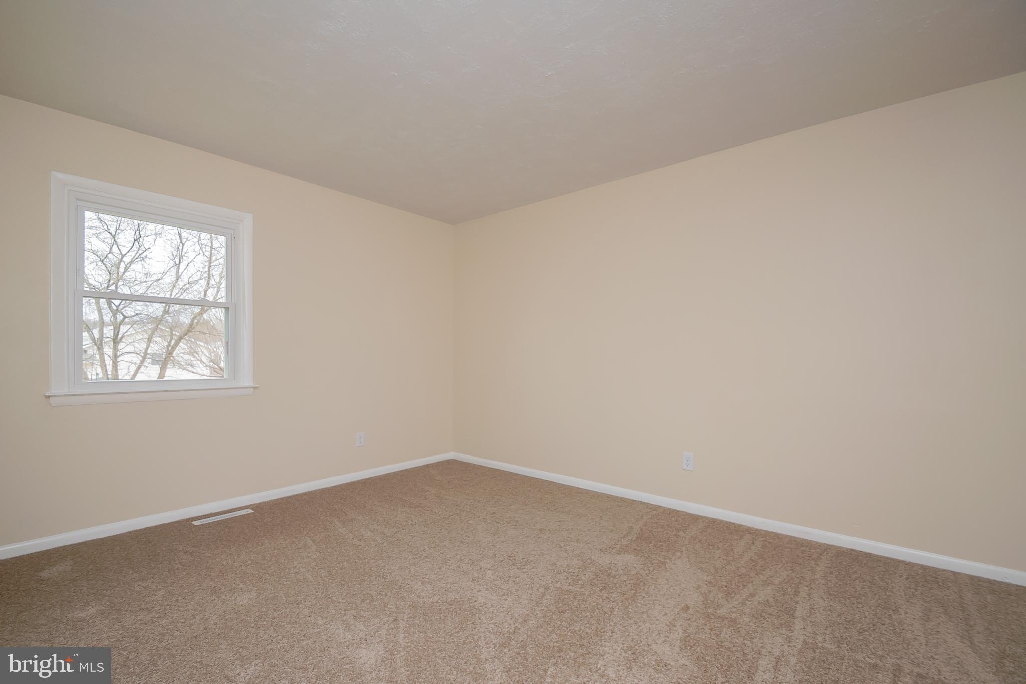 1223 Pinefield Road Newark, DE 19713 - Photo 14 of 21
