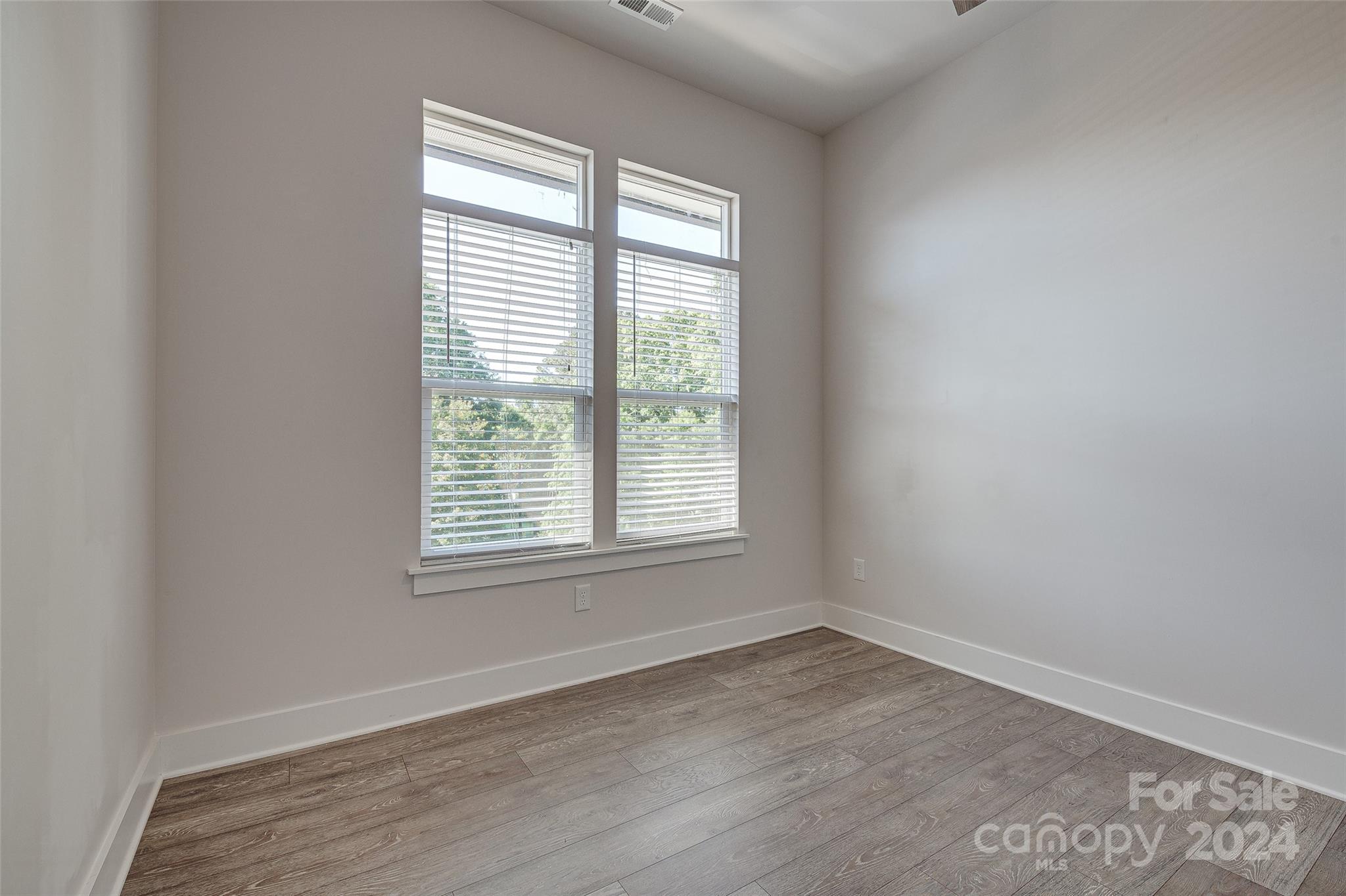 935 McAlway Road, Unit 303 Charlotte, NC 28211 - Photo 17 of 41 Gallery Image 17
