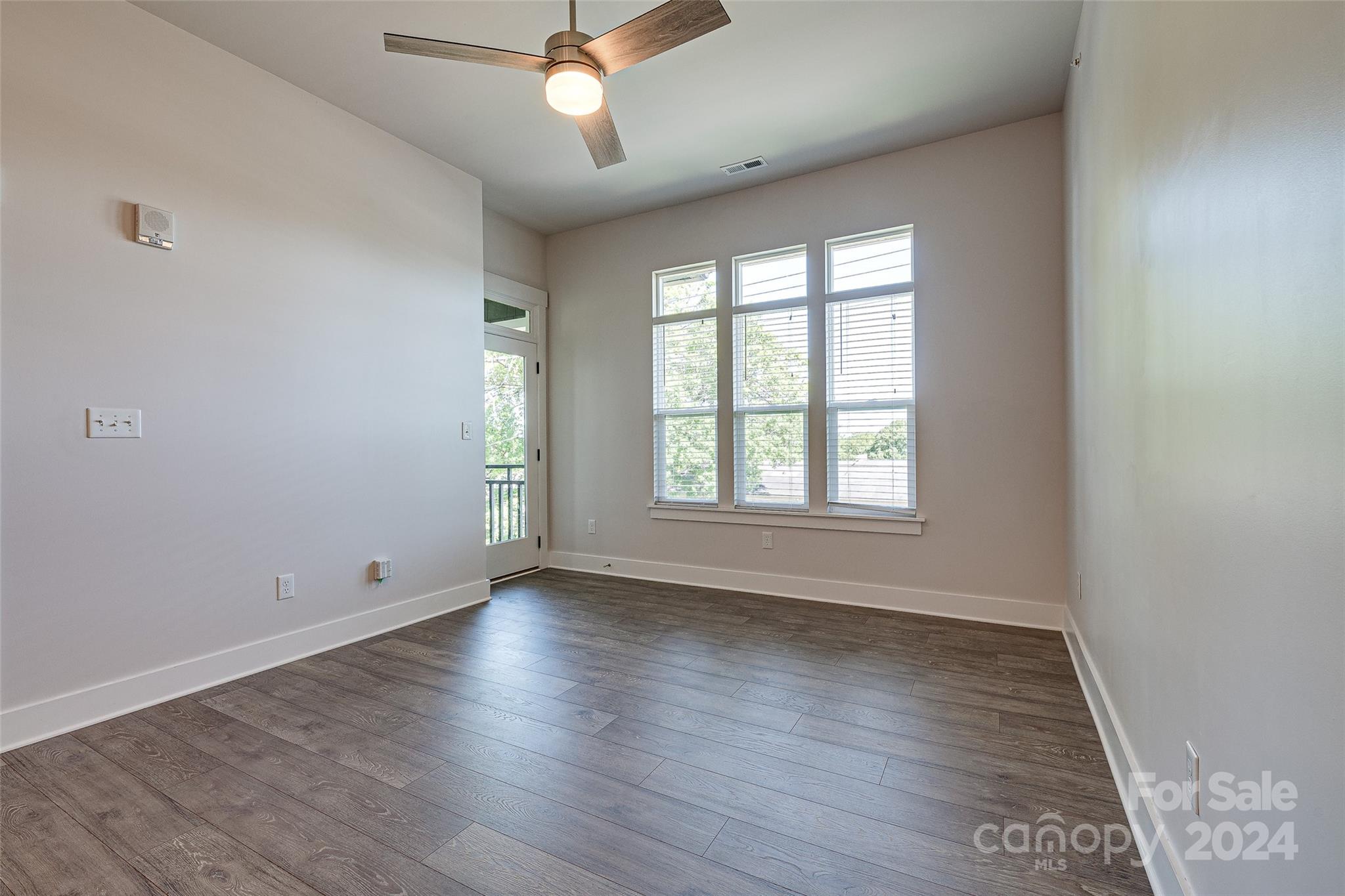 935 McAlway Road, Unit 303 Charlotte, NC 28211 - Photo 9 of 41 Gallery Image 9