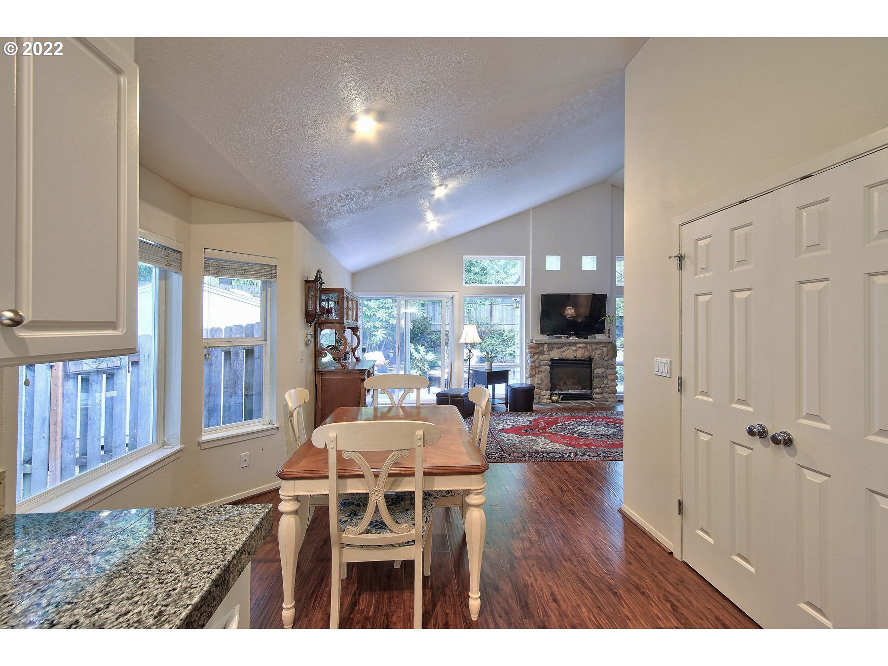 14124 Southwest Springbrook Lane Tigard, OR 97223 - Photo 11 of 32 Dining Room