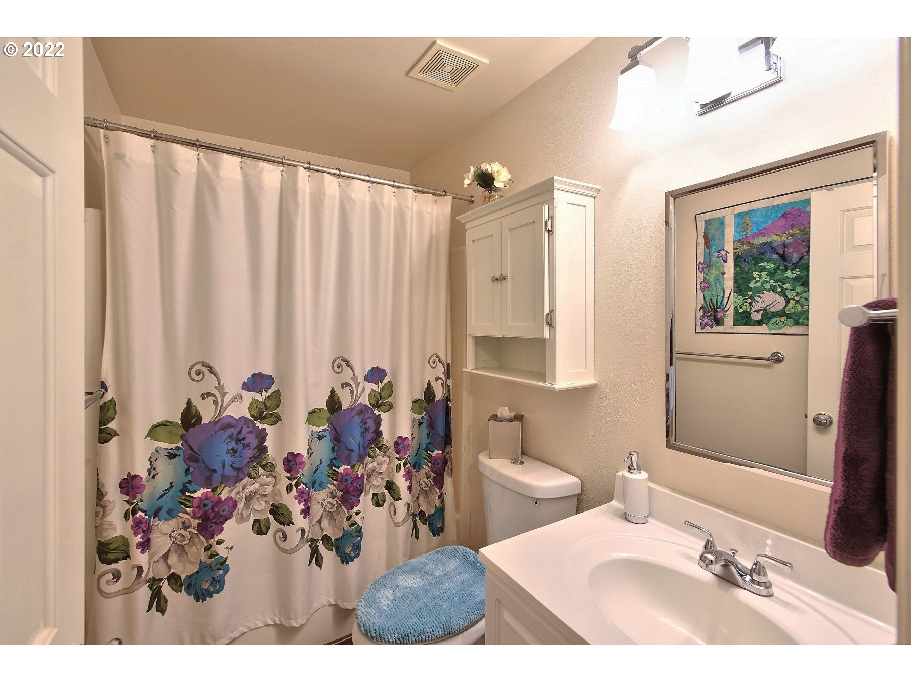 14124 Southwest Springbrook Lane Tigard, OR 97223 - Photo 22 of 32 Bathroom