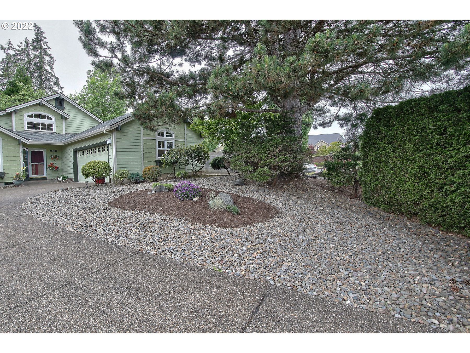 14124 Southwest Springbrook Lane Tigard, OR 97223 - Photo 32 of 32 Front Yard