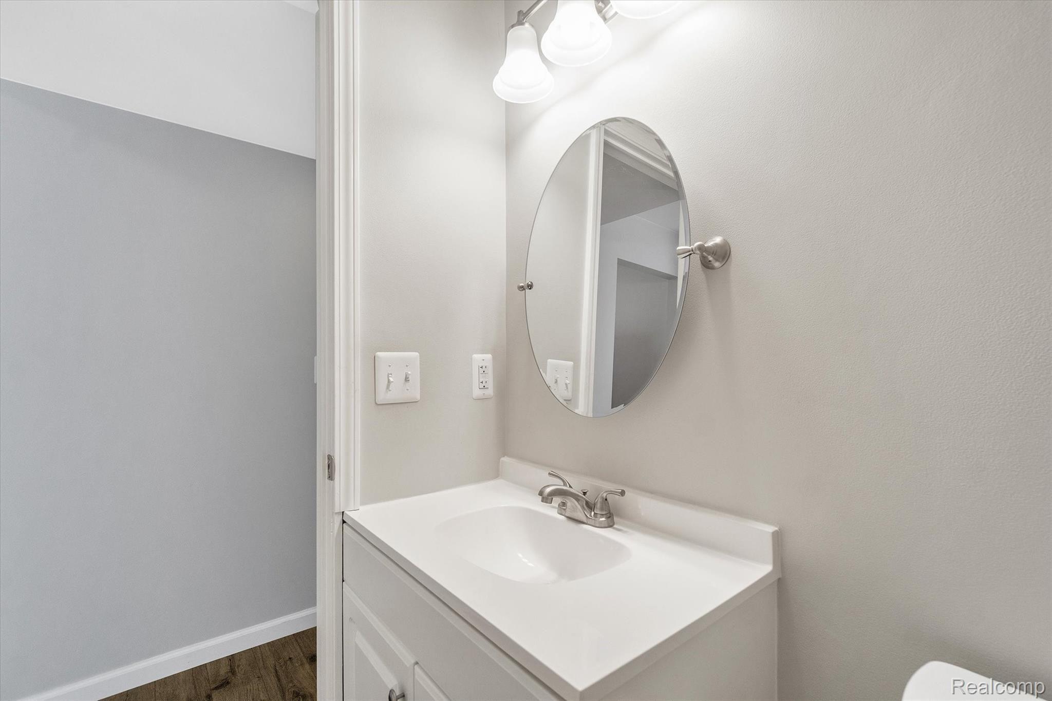 1177 Pine Ridge Court, Unit 135 Rochester, MI 48306 - Photo 17 of 41 18-1177-Pine-Ridge-Ct-WindowStill-Real-Estate-Photography-18.jpg