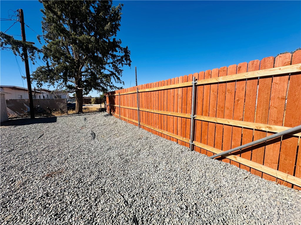 35007 Cedar Road Barstow, CA 92311 - Photo 20 of 29