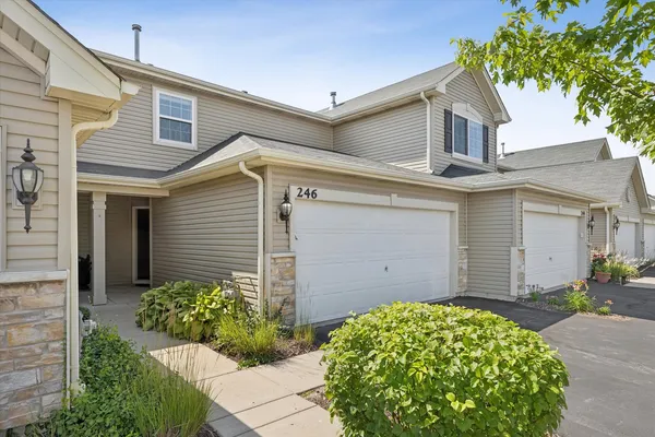 $229,900 | 246 Wildmeadow Lane, Woodstock, IL 60098