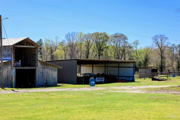 $549,000 | 3483 Barrytown Road, Gilbertown, AL 36908