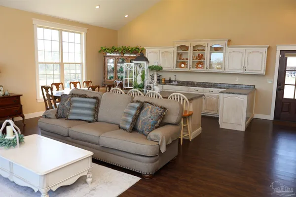 $549,000 | 3483 Barrytown Road, Gilbertown, AL 36908