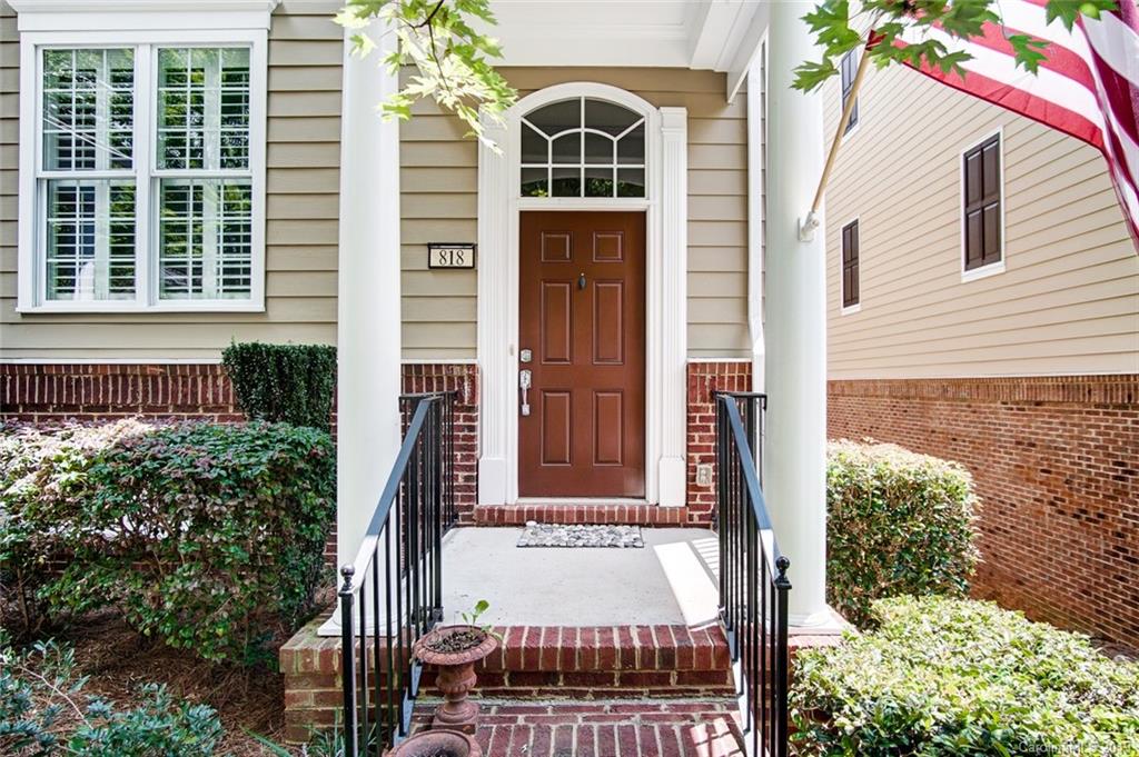 818 Granby Drive Fort Mill, SC 29708 - Photo 2 of 48 Gallery Image 2