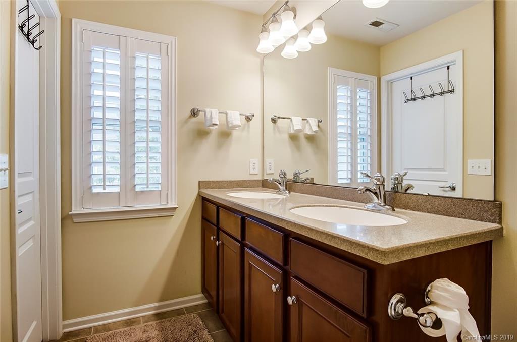818 Granby Drive Fort Mill, SC 29708 - Photo 27 of 48 Gallery Image 27