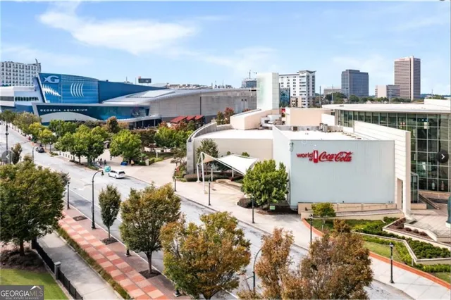 a picture of city view