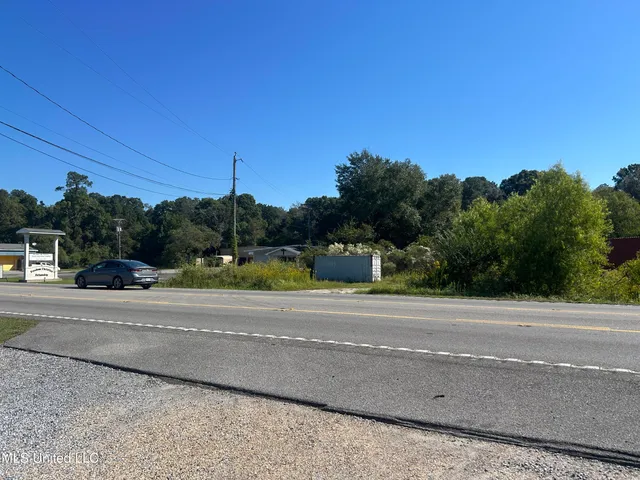 $59,500 | 7324 Highway 613, Moss Point, MS 39563