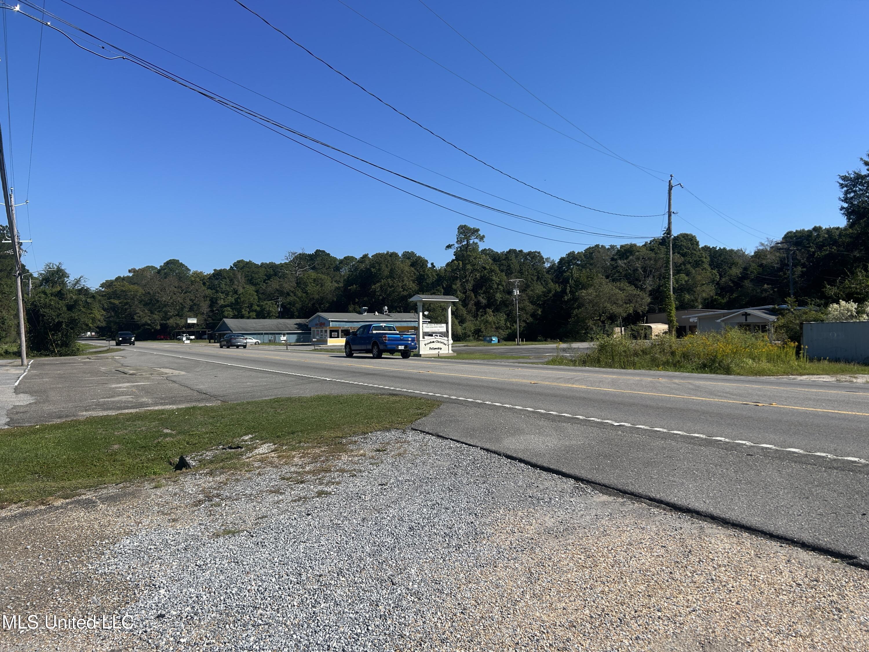 7324 Highway 613 Moss Point, MS 39563 - Photo 4 of 8 IMG_5414