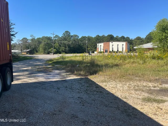 $59,500 | 7324 Highway 613, Moss Point, MS 39563