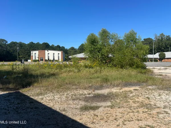 $59,500 | 7324 Highway 613, Moss Point, MS 39563