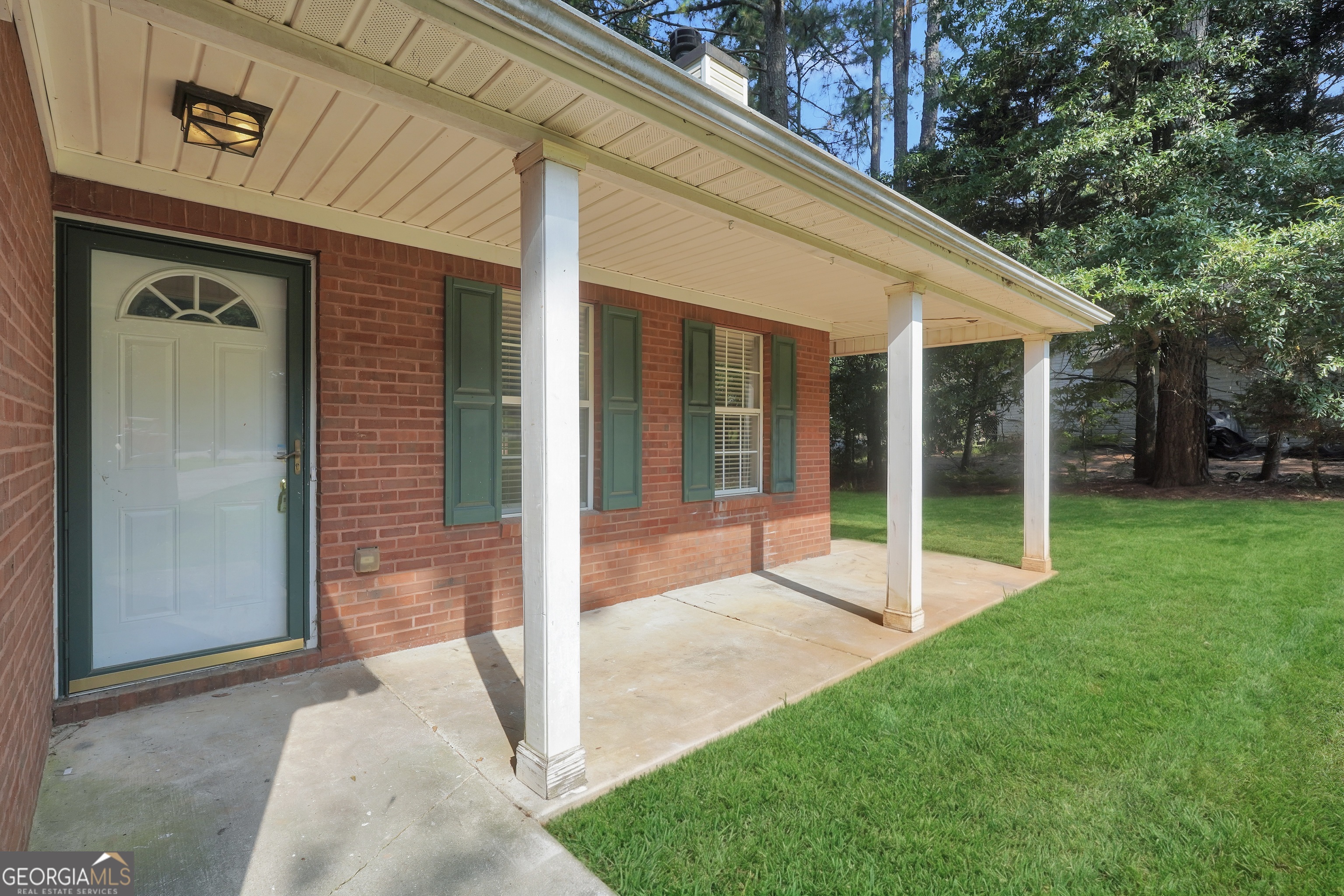 208 Drake Elm Court Hampton, GA 30228 - Photo 8 of 40