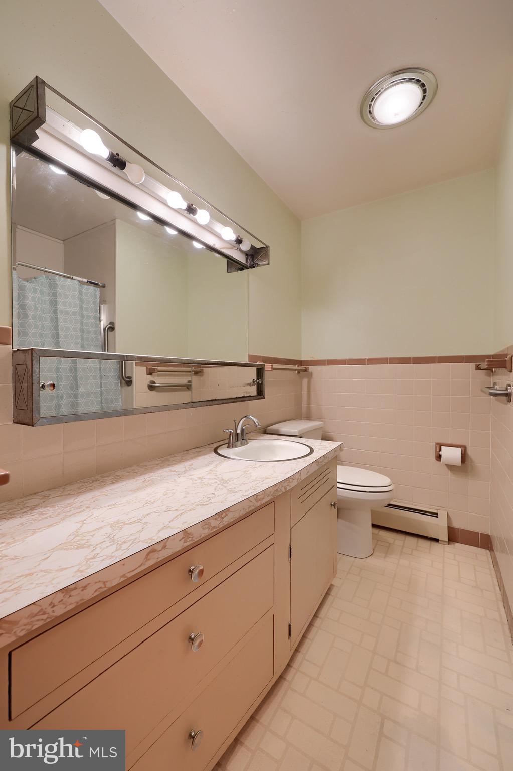 222 Robin Road Hershey, PA 17033 - Photo 24 of 38