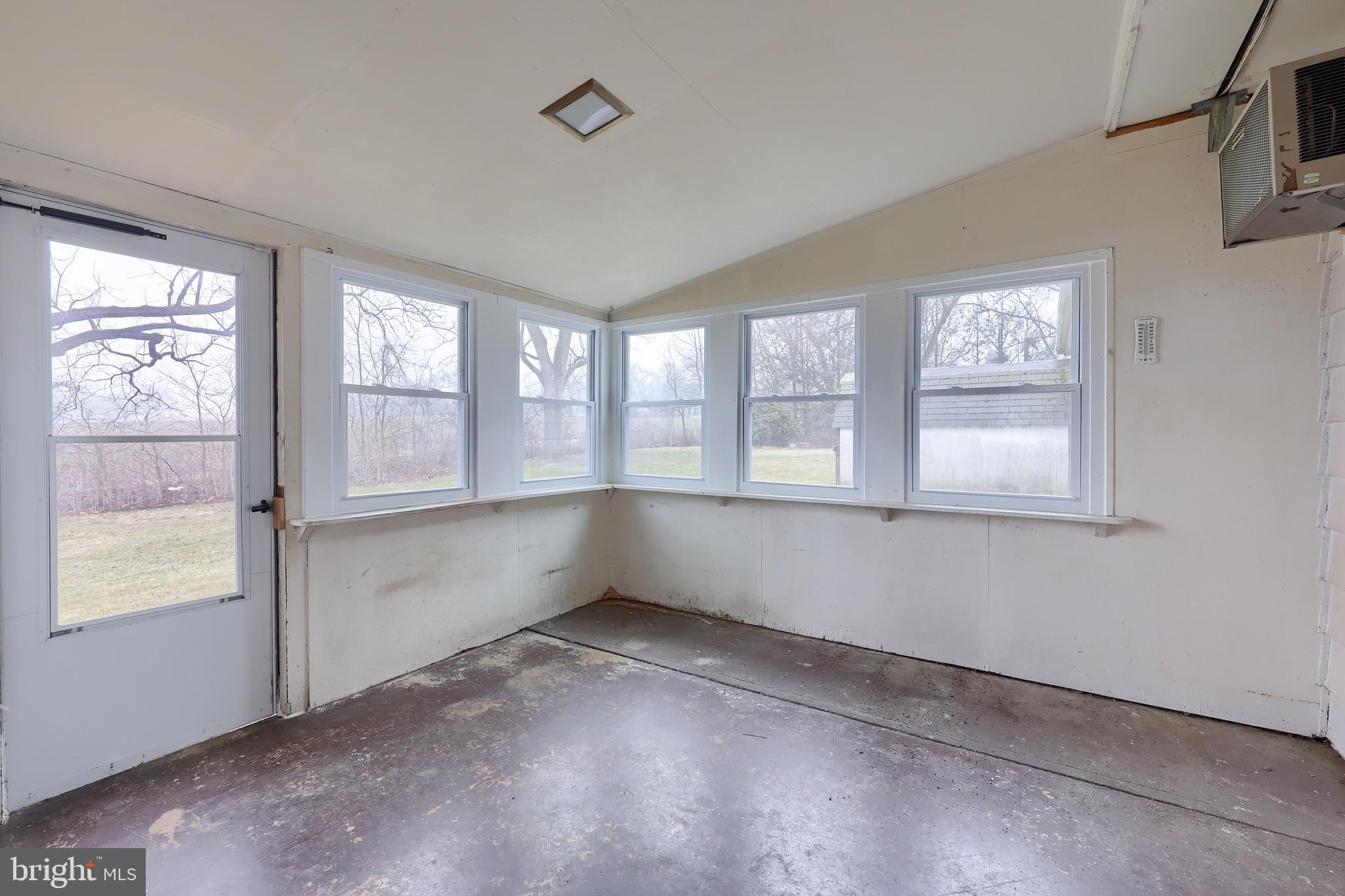 222 Robin Road Hershey, PA 17033 - Photo 29 of 38