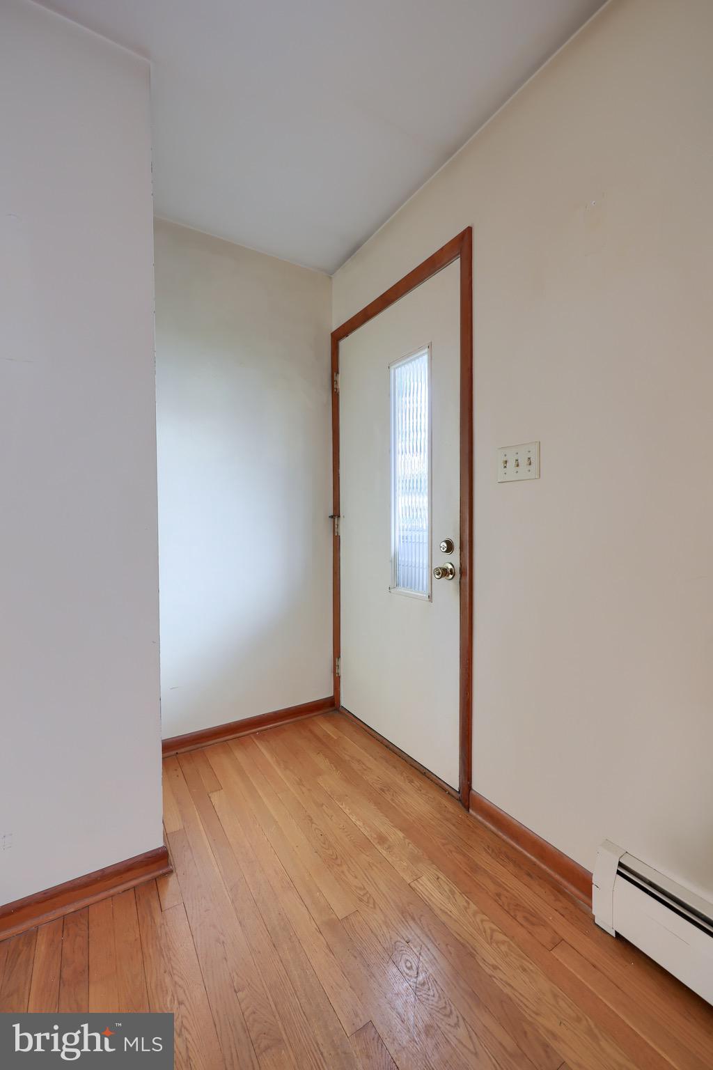 222 Robin Road Hershey, PA 17033 - Photo 3 of 38