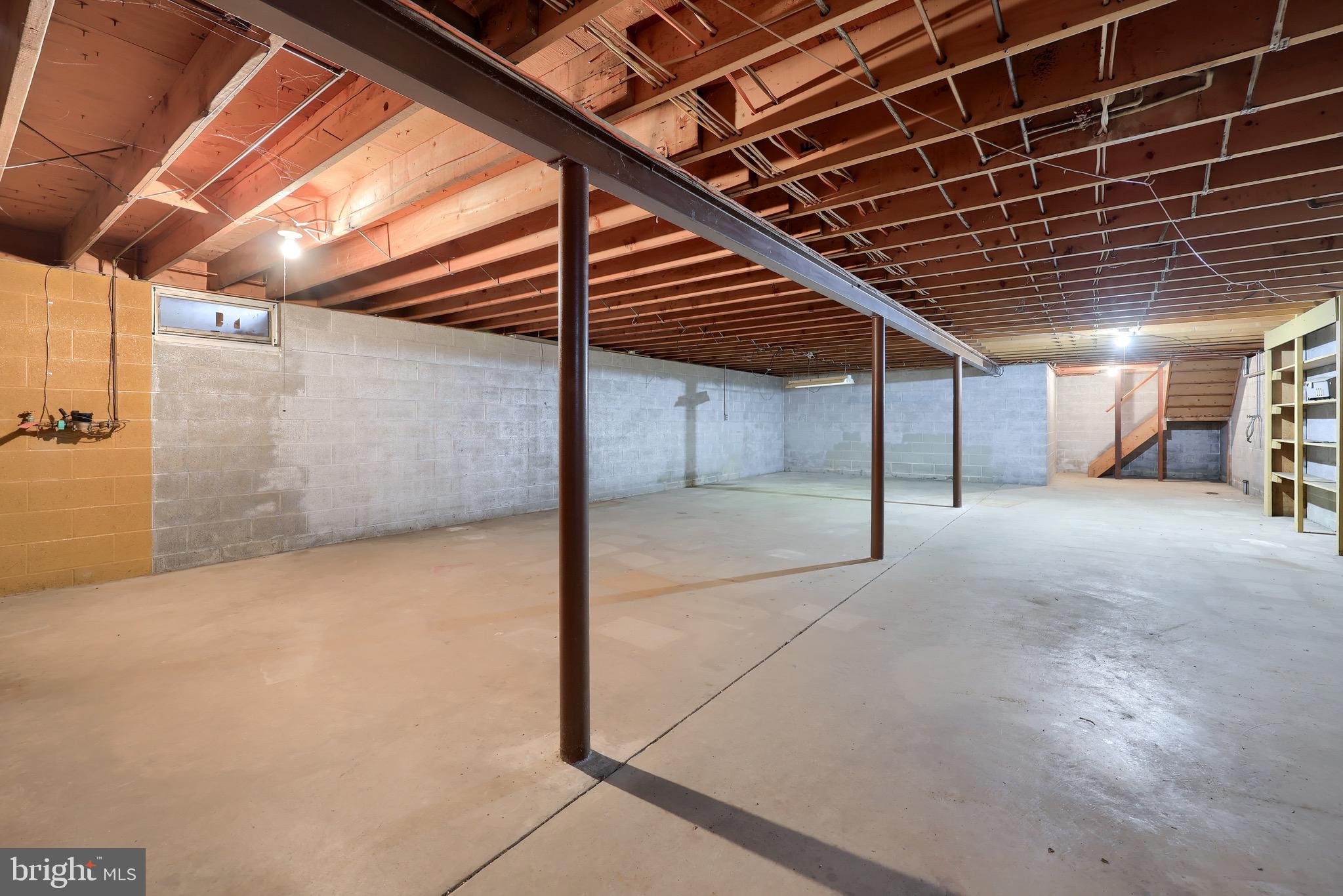 222 Robin Road Hershey, PA 17033 - Photo 33 of 38