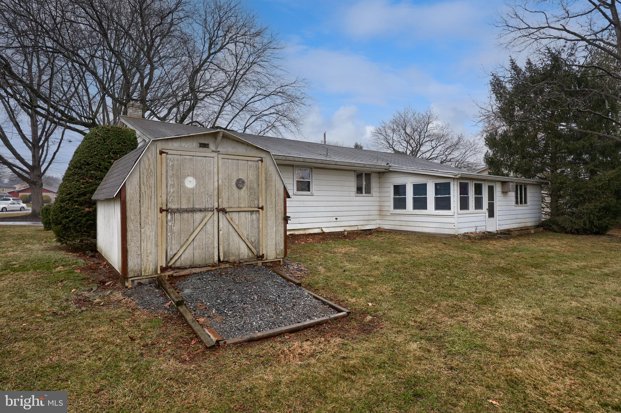 222 Robin Road Hershey, PA 17033 - Photo 36 of 38