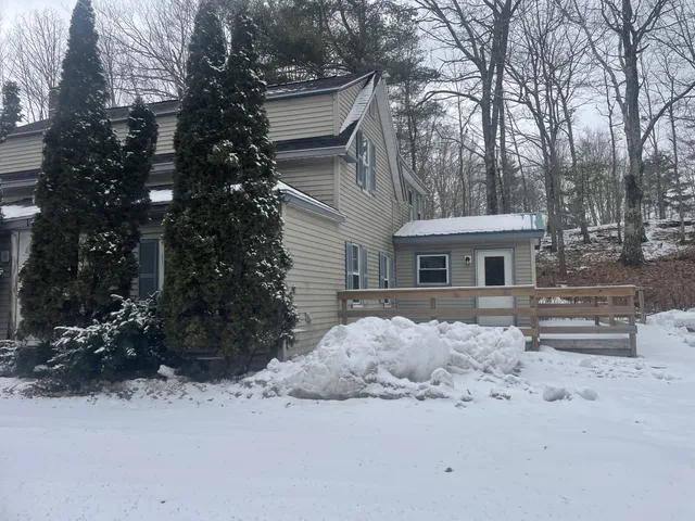 $188,000 | 140 Togus Road, Chelsea, ME 04330