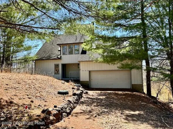 $285,000 | 3580 High Crest Road, Canadensis, PA 18325