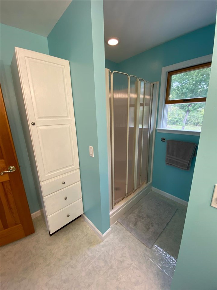 4317 Stork Road Saginaw, MI 48604 - Photo 35 of 51 1893237-34.JPG