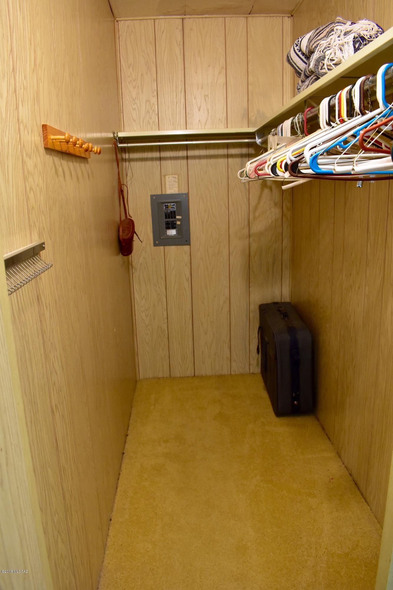 5801 West Rafter Cir Street Tucson, AZ 85713 - Photo 12 of 15 Gallery Image 12