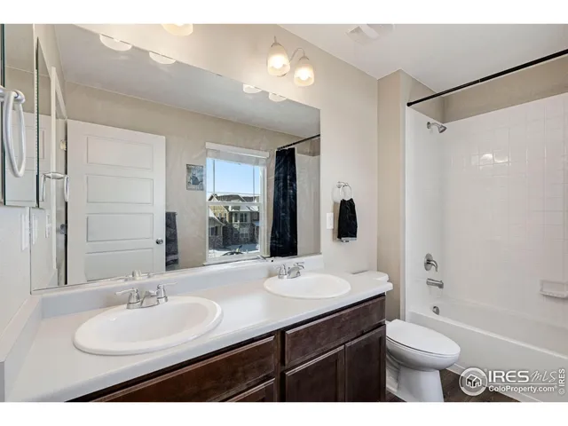 $525,000 | 2174 Longfin Drive, Windsor, CO 80550