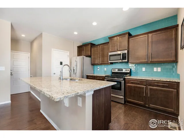 $525,000 | 2174 Longfin Drive, Windsor, CO 80550