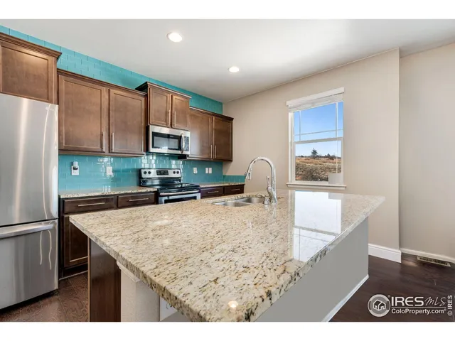 $525,000 | 2174 Longfin Drive, Windsor, CO 80550