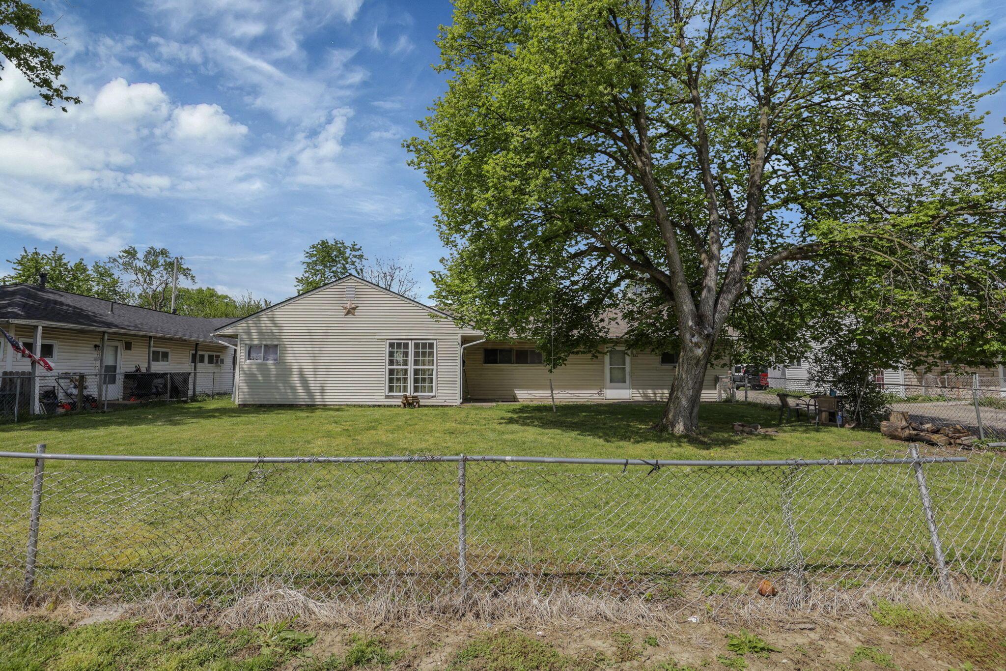 861 Derrer Road Columbus, OH 43204 - Photo 4 of 61