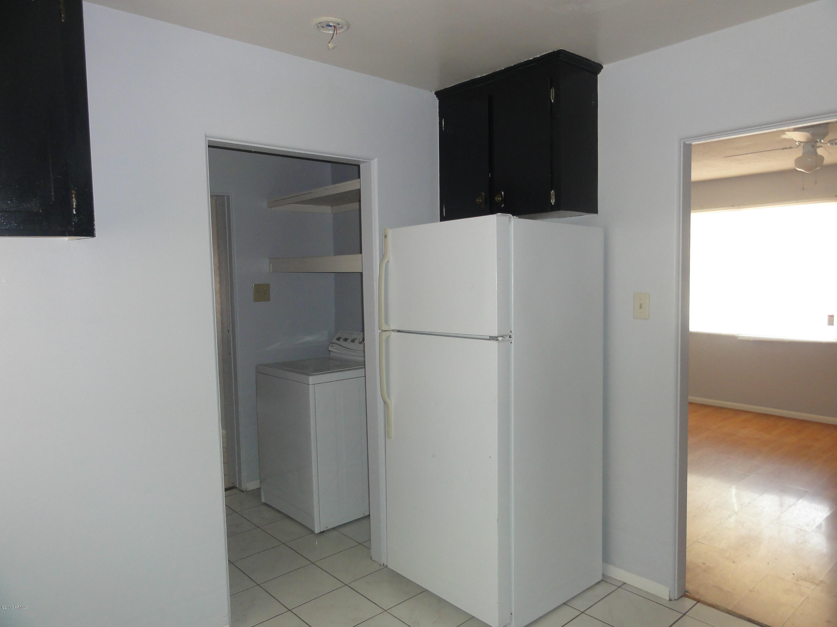 2242 West Osborn Road Phoenix, AZ 85015 - Photo 11 of 18 Kitchen