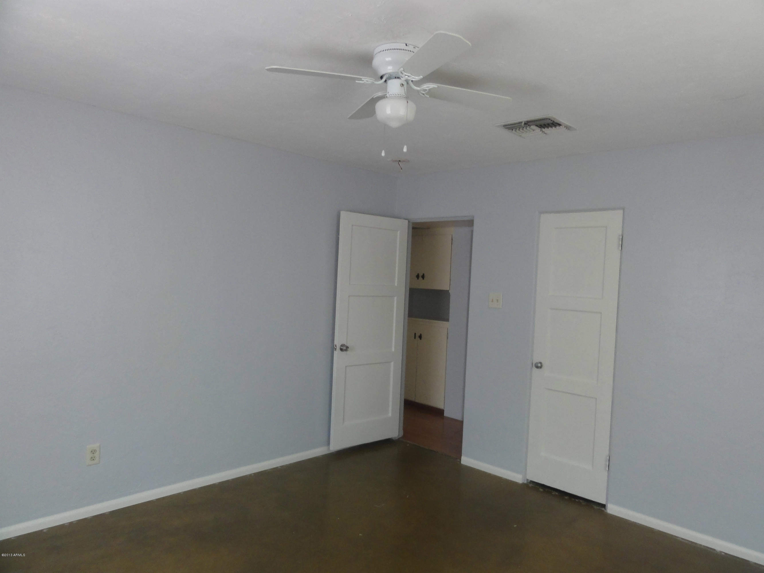 2242 West Osborn Road Phoenix, AZ 85015 - Photo 14 of 18 Bedroom