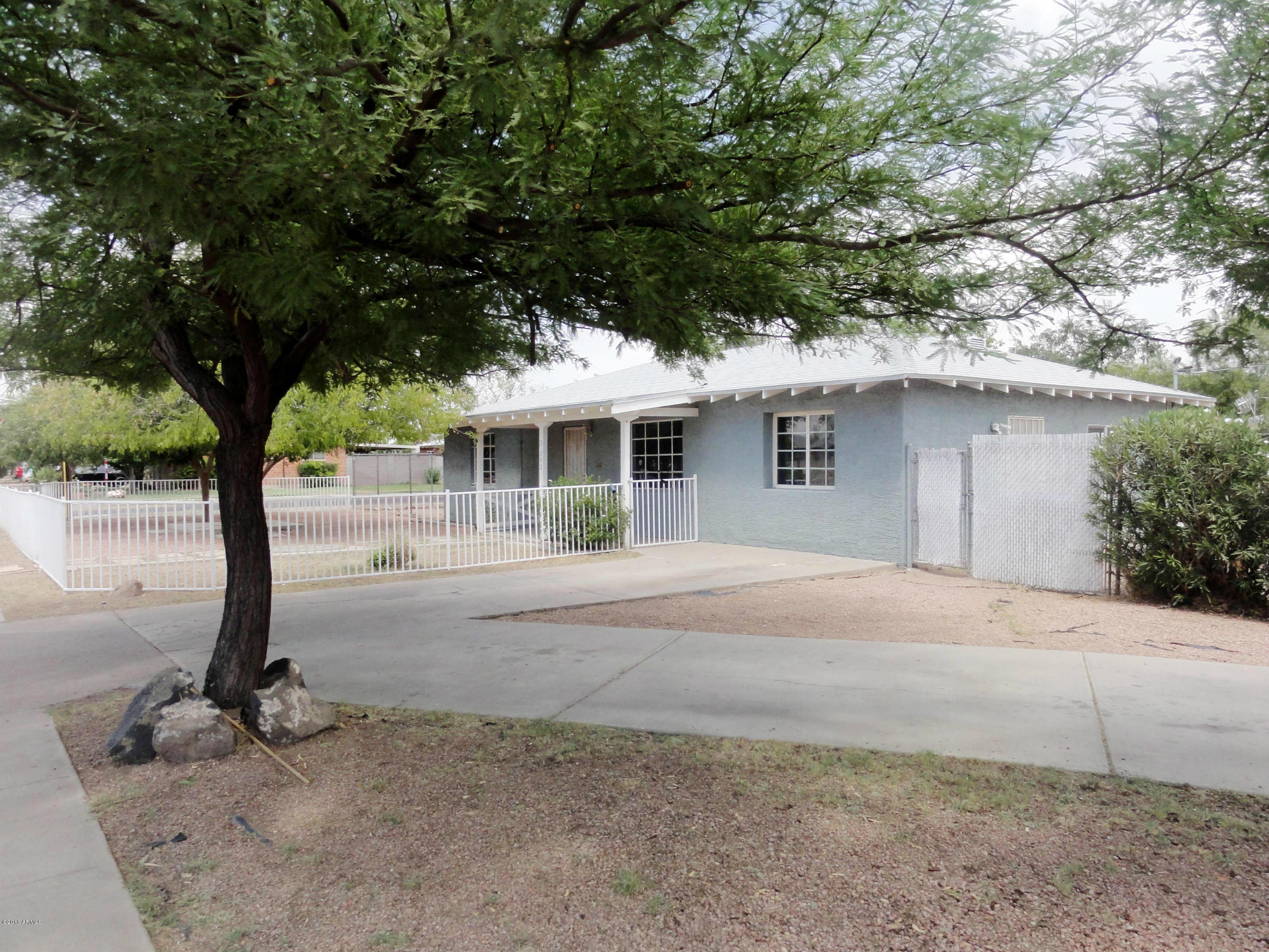2242 West Osborn Road Phoenix, AZ 85015 - Photo 3 of 18 Front