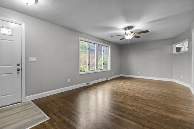 $474,000 | 85 Canario Drive, Warren, RI 02885