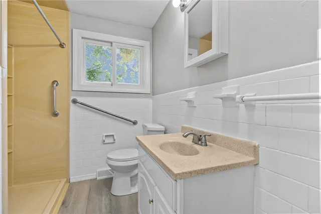 $474,000 | 85 Canario Drive, Warren, RI 02885