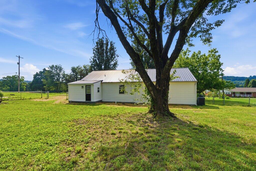 1000 Cemetery Road Spring City, TN 37381 - Photo 26 of 32 030_dsc05857_654