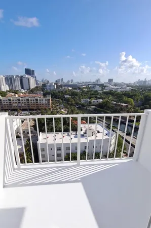 $2,450 | 2829 Indian Creek Drive, Unit 1405, Miami Beach, FL 33140