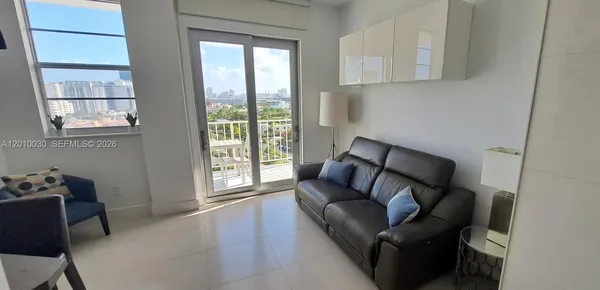 $2,450 | 2829 Indian Creek Drive, Unit 1405, Miami Beach, FL 33140