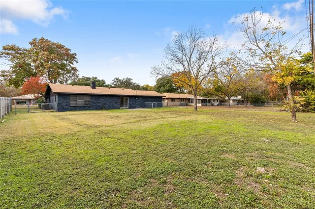 $269,000 | 433 Cranbrook Drive, Woodway, TX 76712