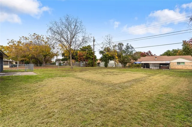 $269,000 | 433 Cranbrook Drive, Woodway, TX 76712