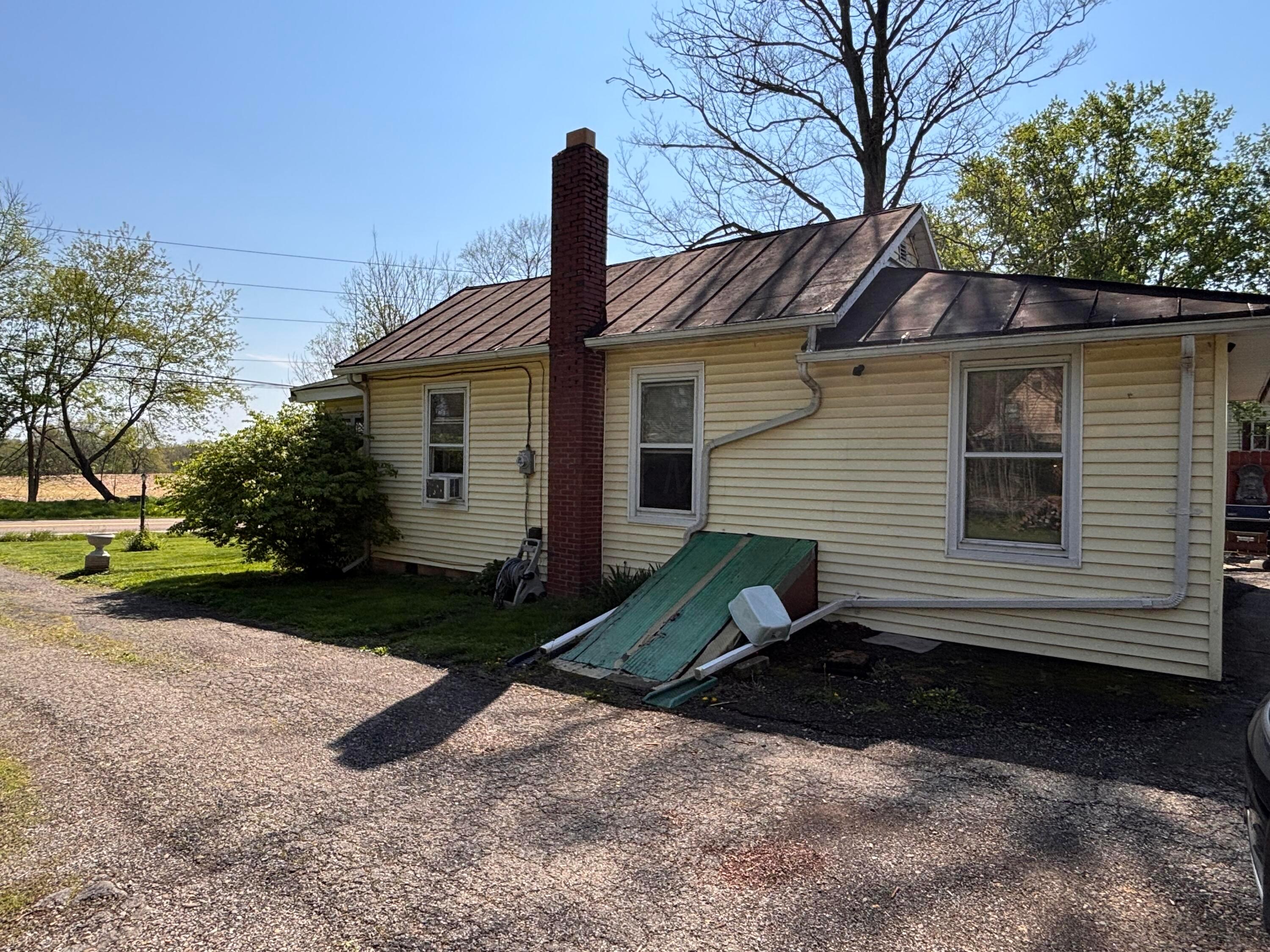 10859 Kenyon Road Mount Vernon, OH 43050 - Photo 9 of 48 IMG_2302