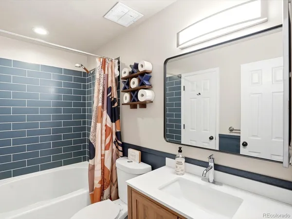 $335,000 | 6776 South Ivy Street, Unit C2, Centennial, CO 80112
