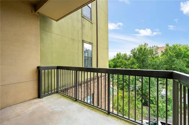 $190,000 | 425 Chapel Street Southwest, Unit 1211, Atlanta, GA 30313