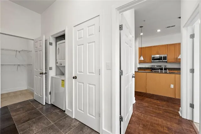 $190,000 | 425 Chapel Street Southwest, Unit 1211, Atlanta, GA 30313