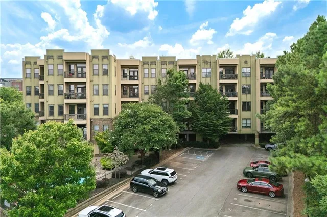 $190,000 | 425 Chapel Street Southwest, Unit 1211, Atlanta, GA 30313