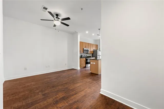 $190,000 | 425 Chapel Street Southwest, Unit 1211, Atlanta, GA 30313