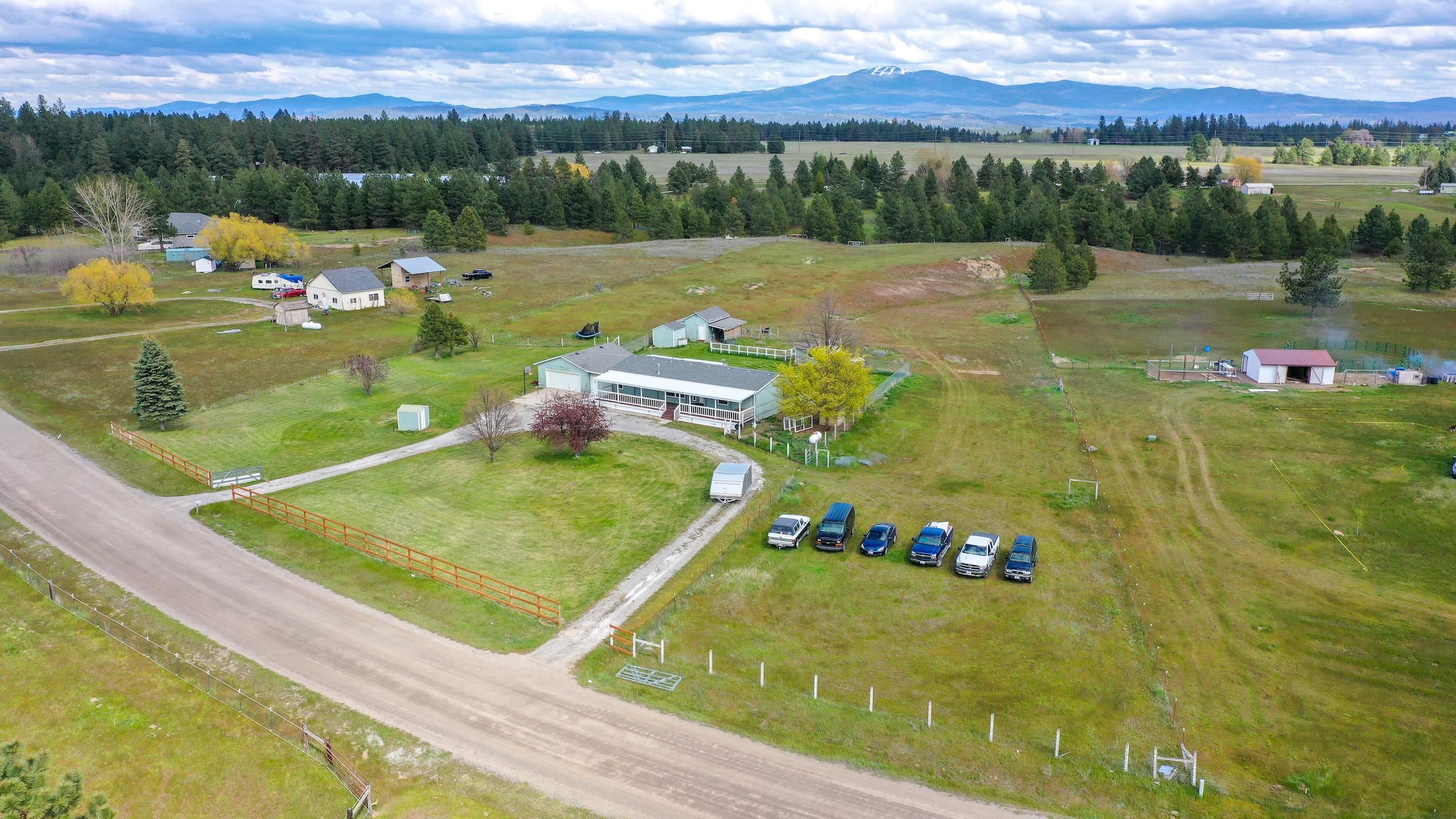 30824 North Austin Road Deer Park, WA 99006 - Photo 3 of 23 Gallery Image 3