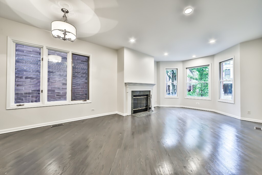 3230 North Seminary Avenue, Unit 1 Chicago, IL 60657 - Photo 7 of 20